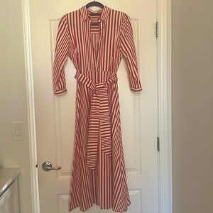 Zara button down, mid-length, red and white striped. Small size 🤍❤️